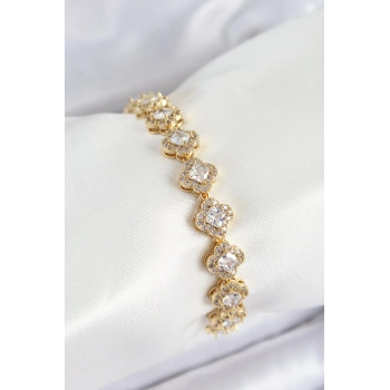 Pirinç Zirkon Taşlı Yonca Baget Model Gold Renk VIP Seri Kadın Bileklik 5886