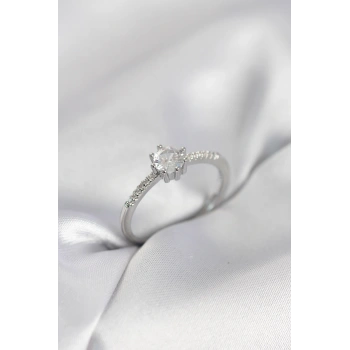 Tek Taş Model Gümüş Renk Zirkon Taşlı Kadın Yüzük 5886