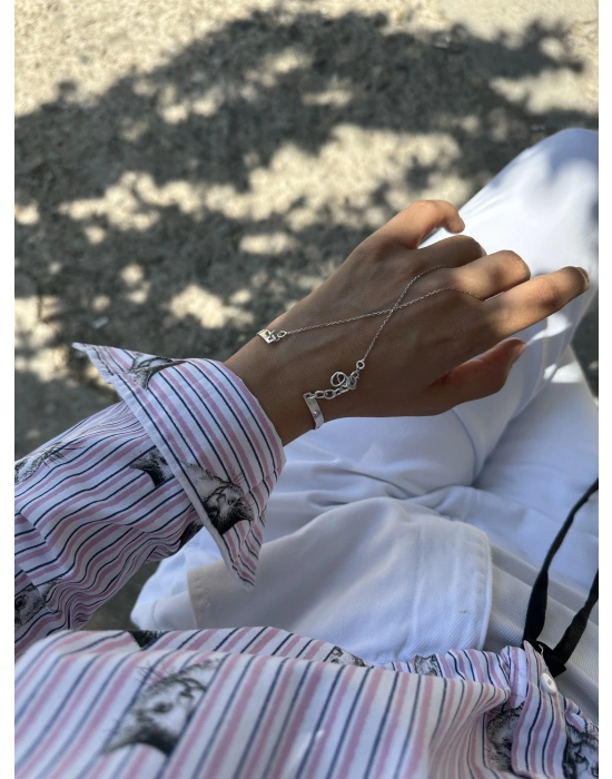 Ay ve Yıldızlı Şahmeran