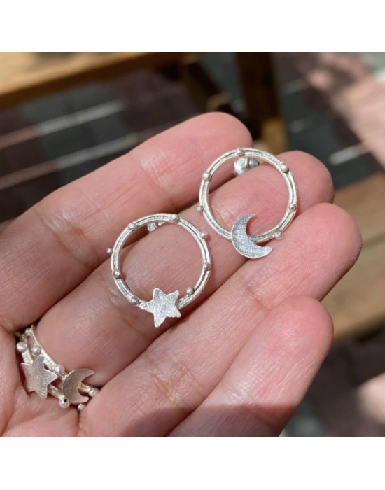 Yuvarlak Ay ve Yıldız Çift Küpe