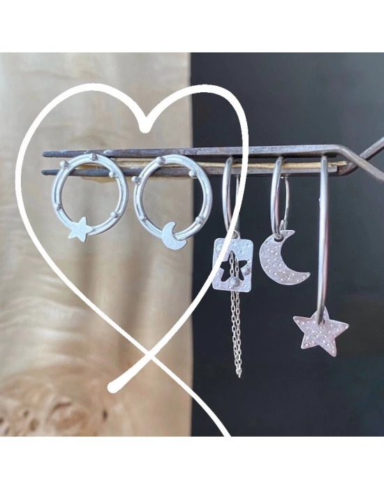 Yuvarlak Ay ve Yıldız Çift Küpe