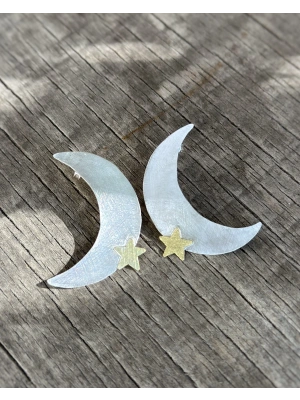 Simetrik Büyük Ay Küpeler