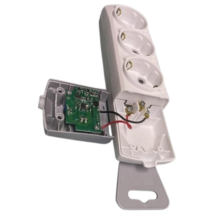 3 lü Topraklı klemensli USB grup priz USB A + USB C chargıng 5V 2 ,1 A 10,5 W