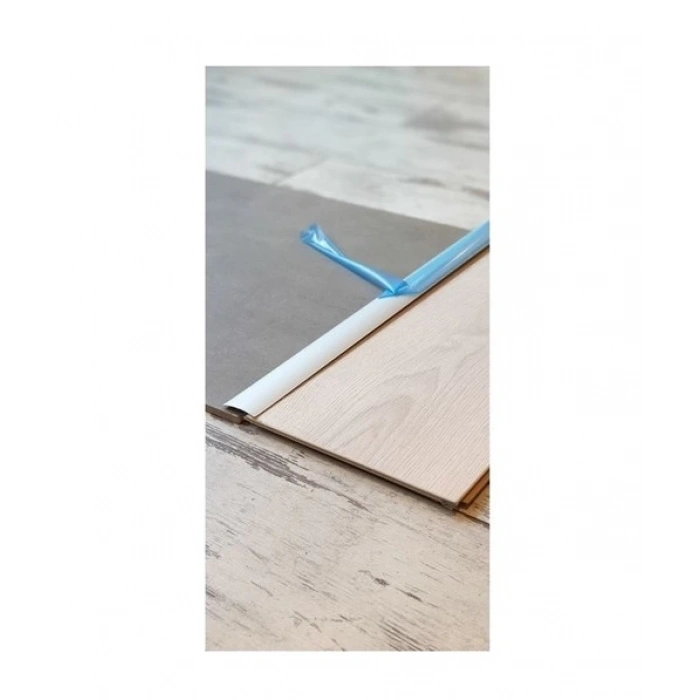 Yapışkanlı Gri Parke Kapı Eşik Çıtası En: 37 mm Uzunluk : 90 mm 3 Adet