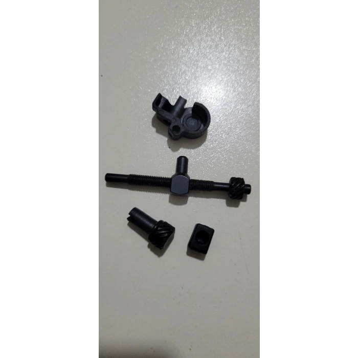 ZİNCİR GERME VİDASI OLEO MAC 947,952