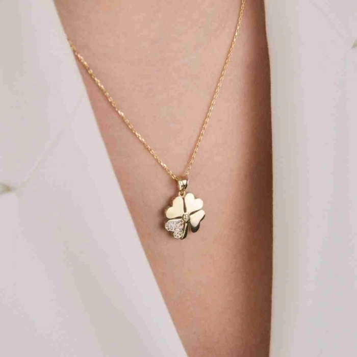 14 Ayar Altın Yonca Kolye