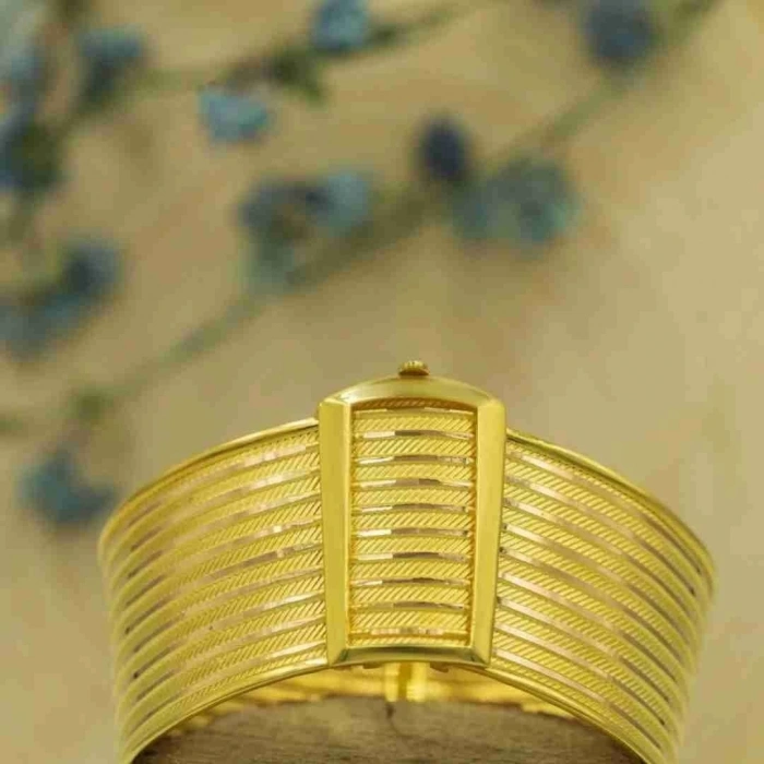 8 Ayar Altın 10 Sıra Sade Kelepçe