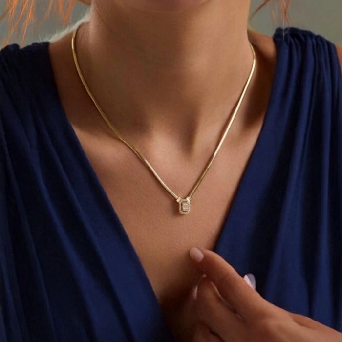 Altın Balık Sırtı Bagetli Zincir Kolye