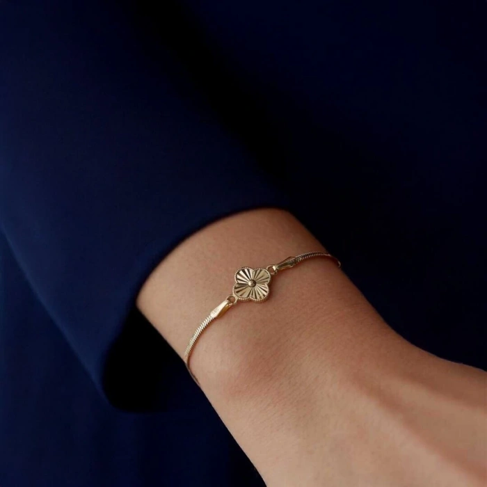 Altın Balıksırtı Yonca Bileklik