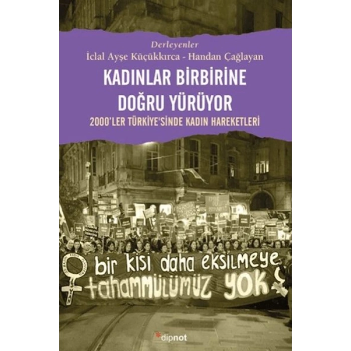 Kadınlar Birbirlerine Doğru Yürüyor