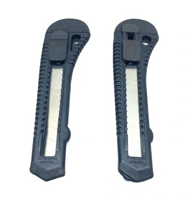 REAL ÖZS-8889 ( RENKLİ PLASTİK ) FALÇATA MAKET BIÇAK ( 18MM )*50X16