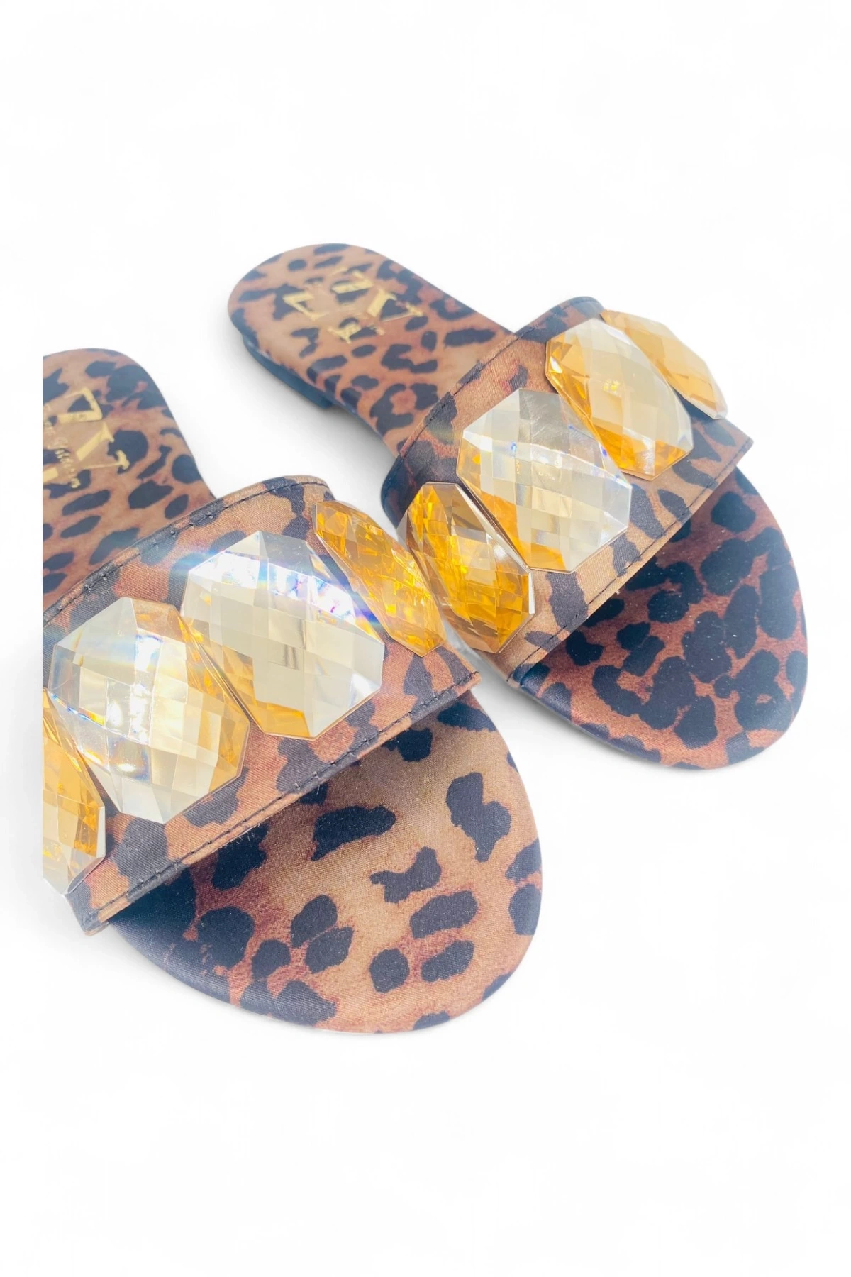 Kristal Taşlı Leopar Terlik