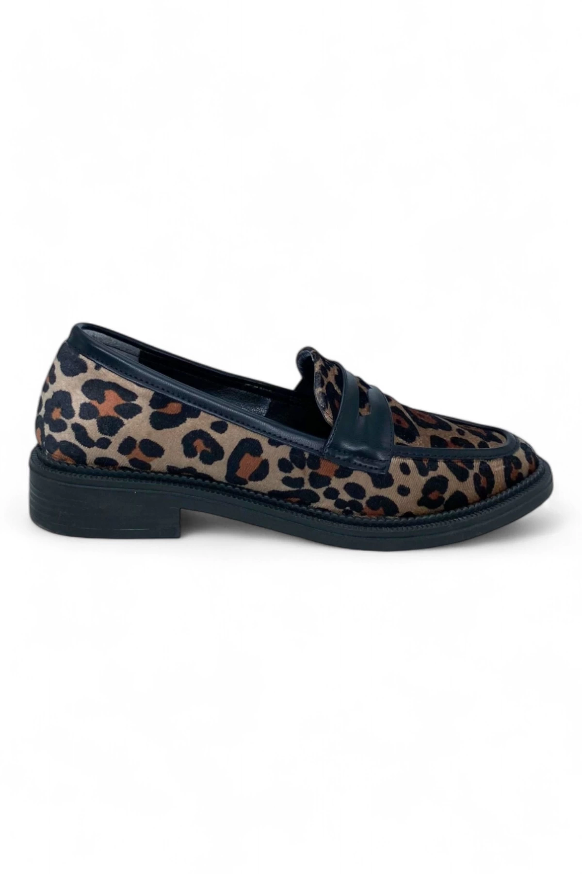 Çift Şerit Leopar Desenli Kadın Loafer - Wild Essence