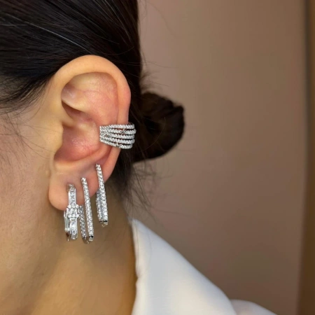 Yıldız Geçidi VIP Kıkırdak küpe