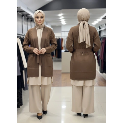 ÖN ARKASI BONCUK İŞLEMELİ KEMERLİ TRİKO HIRKA - Kahverengi