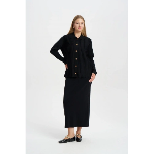 ÖNÜ KOMPLE BEKLETMELİ HIRKA - Siyah