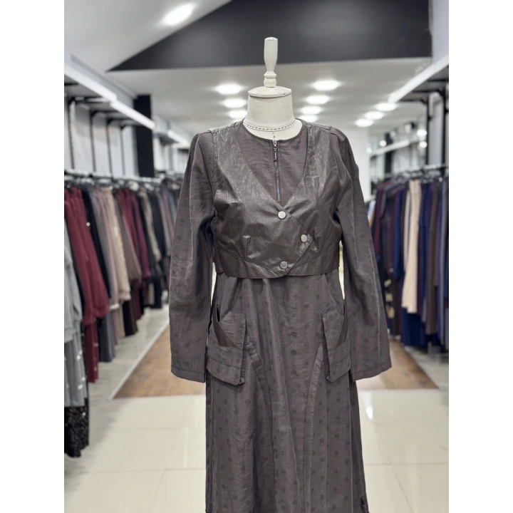 DERİ YELEKLİ CEP VE FERMUAR DETAYLI ELBİSE - Kahverengi