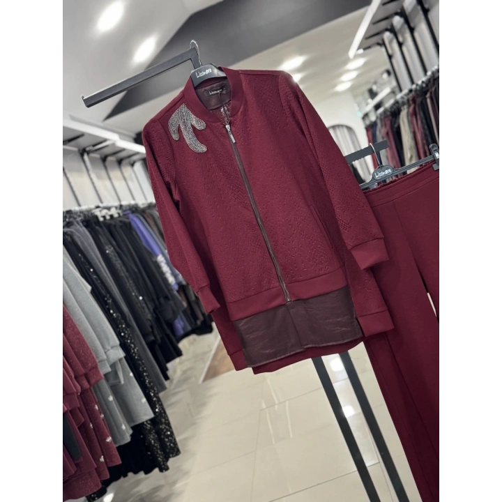 KABARTMALI KUMAŞ VE BONCUK İŞLEME DETAYLI PANTOLONLU İKİLİ T - Bordo