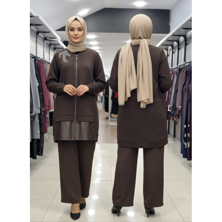 KABARTMALI KUMAŞ VE BONCUK İŞLEME DETAYLI PANTOLONLU İKİLİ T - Kahverengi