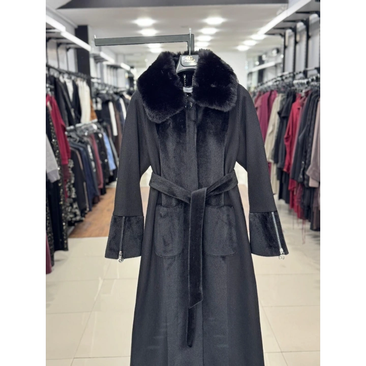 KÜRK DETAYLI KEMERLİ KABAN - Siyah