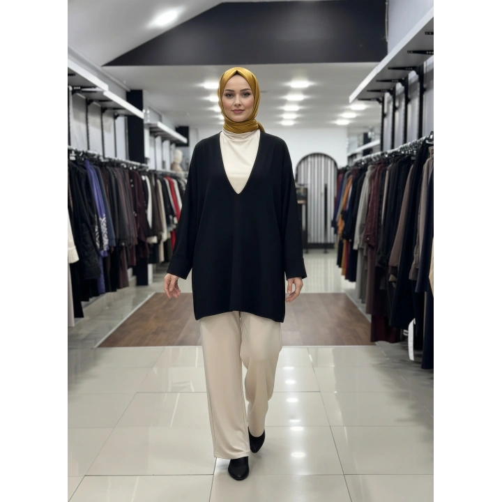 MODERN KESİM DERİN V YAKA BLUZ - Siyah