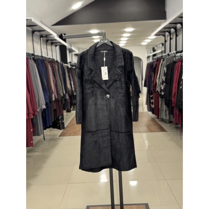 ÖNDEN DÜMELİ VE CEPLİ ANGORA KABAN - Siyah