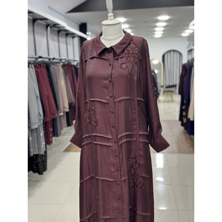 ÖNÜ BONCUK ÇİÇEK DESEN İŞLEMELİ ELBİSE - Bordo
