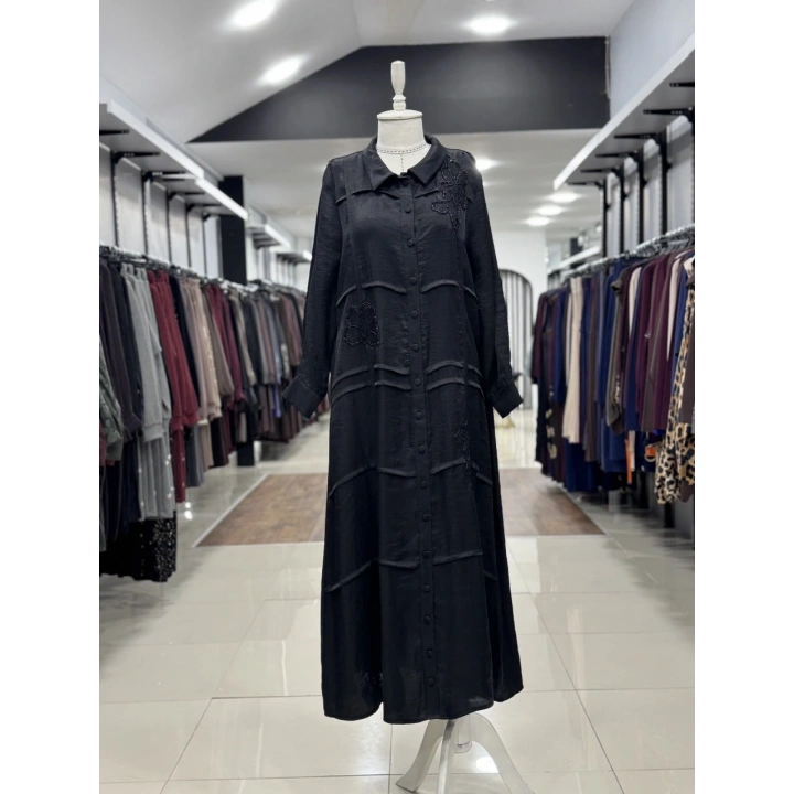 ÖNÜ BONCUK ÇİÇEK DESEN İŞLEMELİ ELBİSE - Siyah