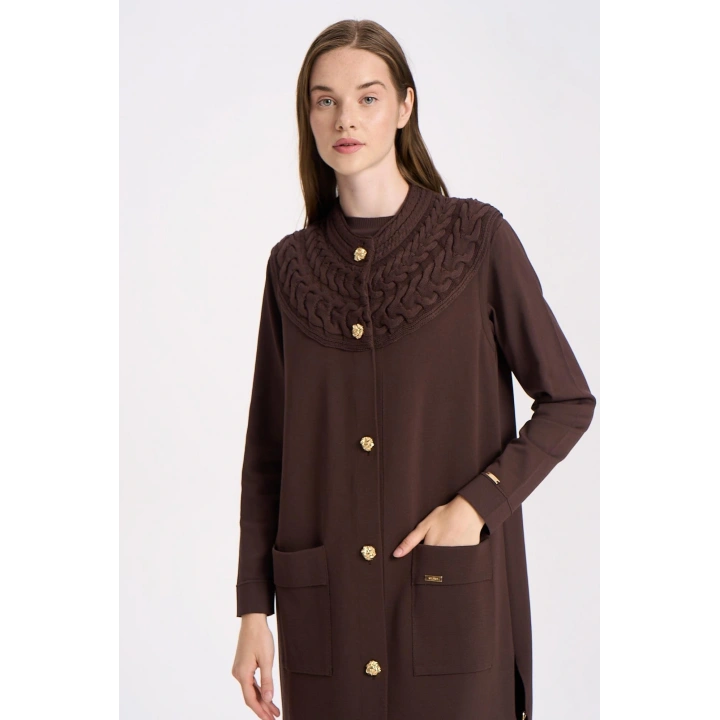 YAKASI SAÇ ÖRGÜLÜ YELEK - Kahverengi