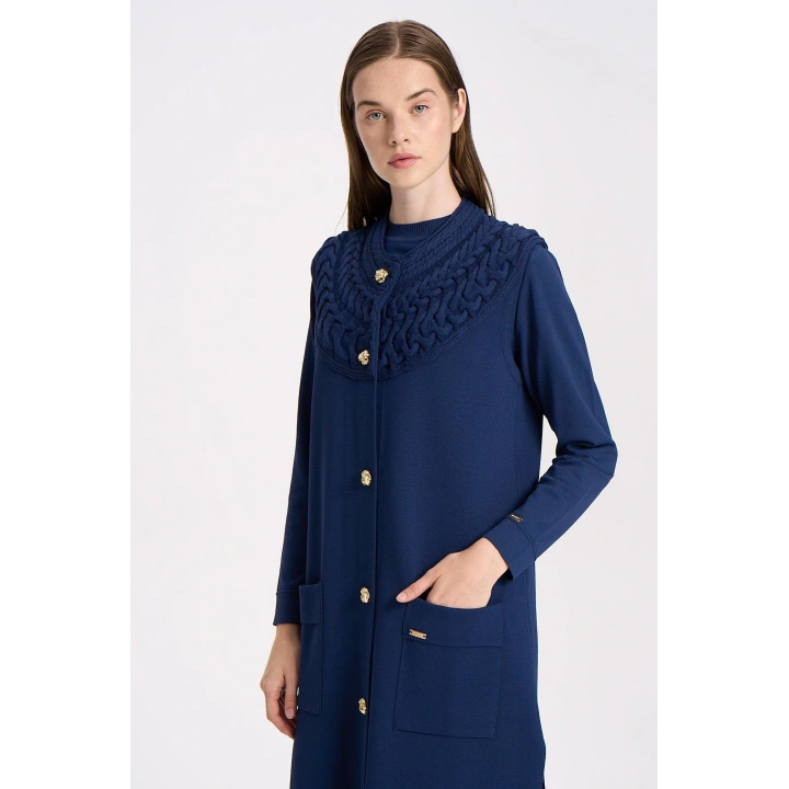 YAKASI SAÇ ÖRGÜLÜ YELEK - Lacivert