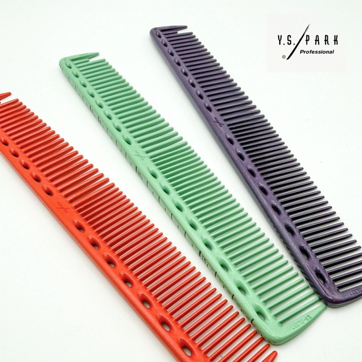 Y.S Park 337 Antistatik Karbon Saç Kesim Tarağı 19 cm