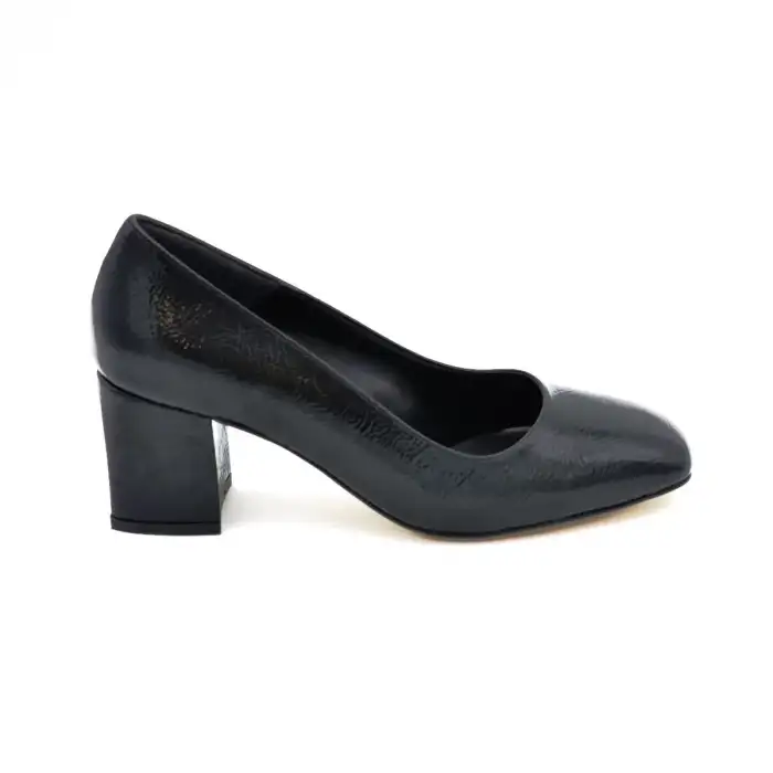 830 BNO Klasik Bayan Ayakkabı Siyah Kırma Rugan