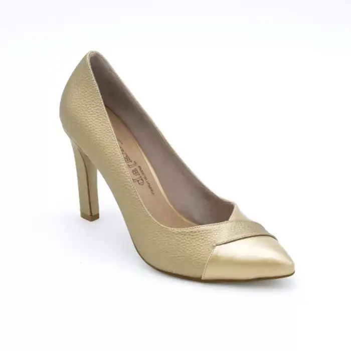 3807 Klasik Bayan Ayakkabı Dore