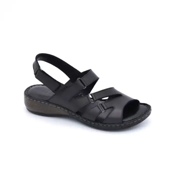 032 İZZ Hakiki Deri Bayan Sandalet Siyah