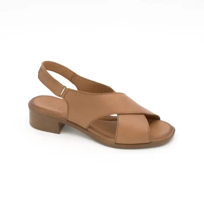 6004 İZZ Hakiki Deri Bayan Sandalet Taba