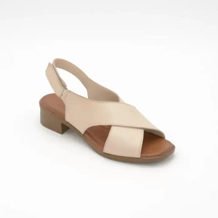 6004 İZZ Hakiki Deri Bayan Sandalet Bej