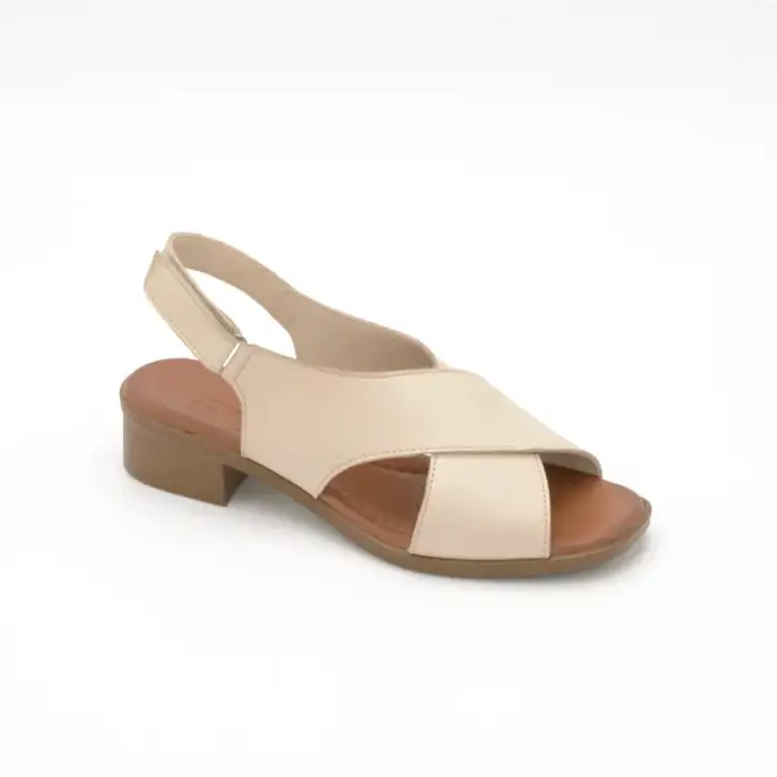 6004 İZZ Hakiki Deri Bayan Sandalet Bej