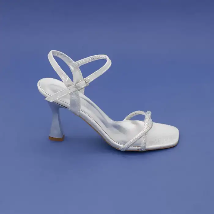 MTT Taşlı Bantlı Bayan Ayakkabı 9 cm Gümüş