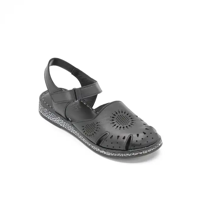 1013 İZZ Hakiki Deri Bayan Sandalet Siyah