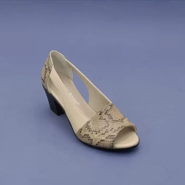 VDT 261 Hakiki Deri Bayan Ayakkabı Bej Yılan