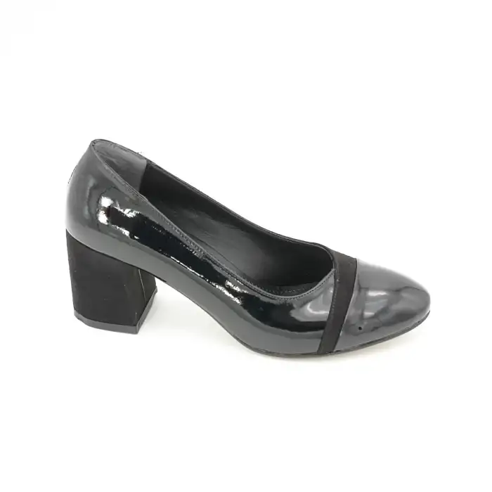 SRF 706 Klasik Bayan Ayakkabı 6.5 cm Siyah Rugan