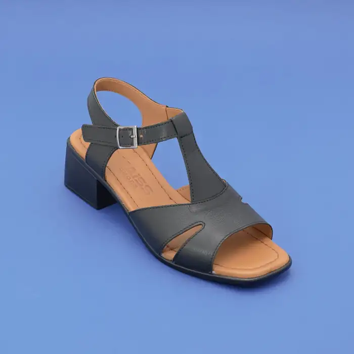 1009 YVZ Hakiki Deri Bayan Sandalet Siyah