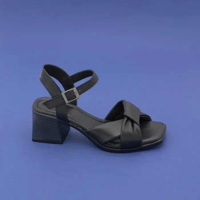 BLL 478 Hakiki Deri Bayan Sandalet 6 cm Siyah