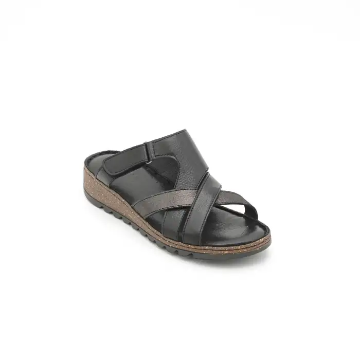 EKN 012 Hakiki Deri Bayan Terlik Siyah