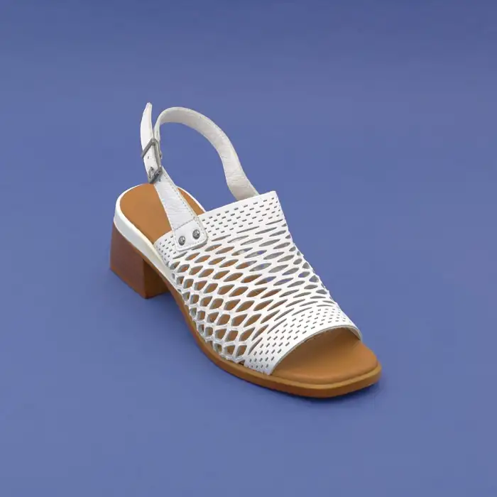 İZZ 12105 Hakiki Deri Bayan Sandalet 6 cm Beyaz