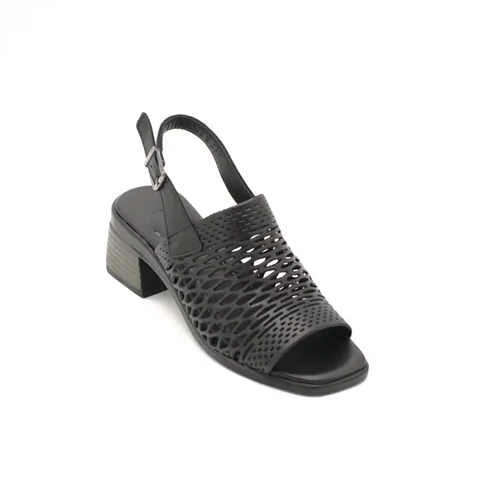 İZZ 12105 Hakiki Deri Bayan Sandalet 6 cm Siyah