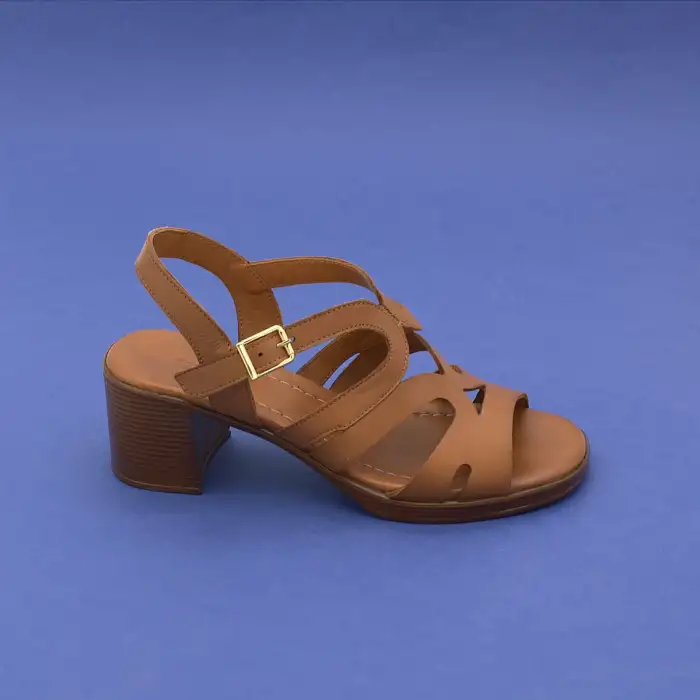 İZZ 13134 Hakiki Deri Bayan Sandalet 6 cm Taba