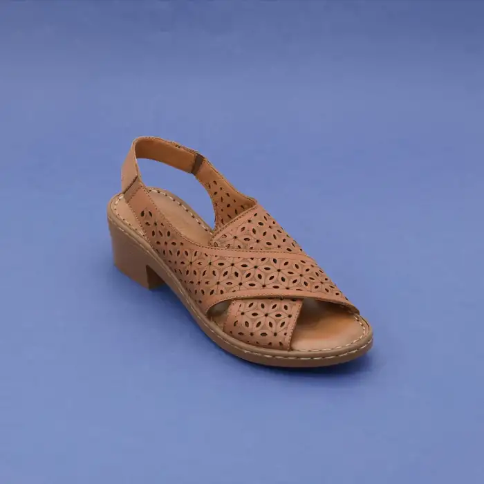 İZZ 9502 Hakiki Deri Bayan Sandalet 4cm Taba