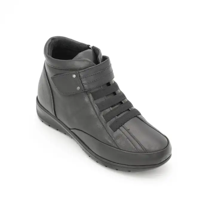 Pepita 7118  Hakiki Deri Günlük Bayan Bot Siyah