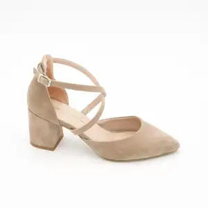 064 BNO Çapraz Bantlı Bayan Ayakkabı Ten Süet